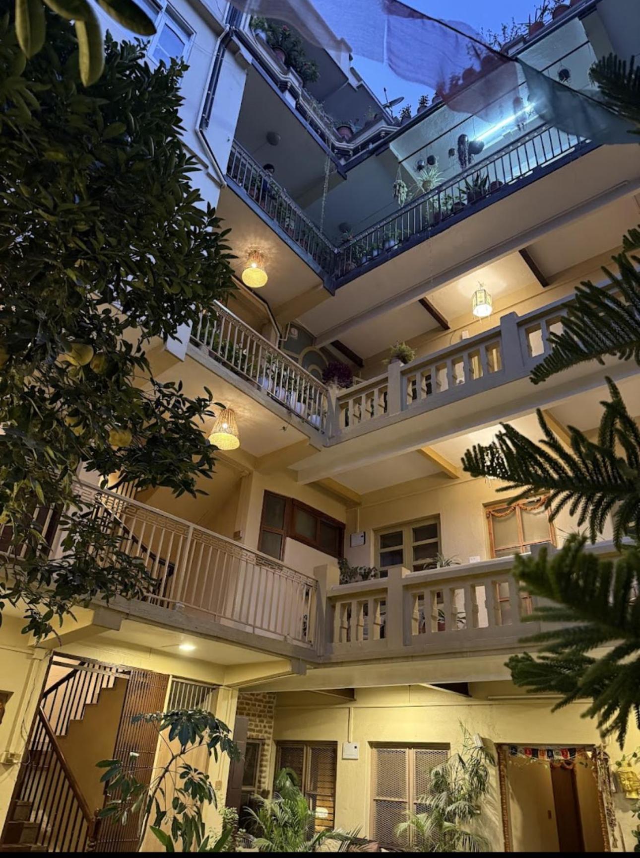 The Melo Pomelo Courtyard. Apartment
